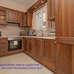 Cha Nanakas Village Ξενοδοχείο με διαμερίσματα 4*