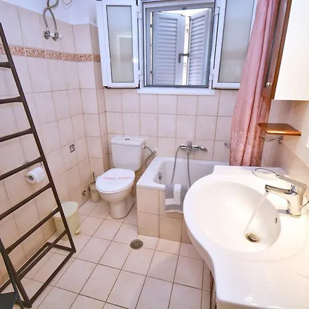 Cha Nanakas Village 3* Potamós