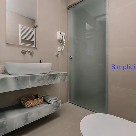 شقة فندقية Cha Nanakas Village 4*