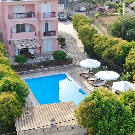 Cha Nanakas Village شقة فندقية 4*