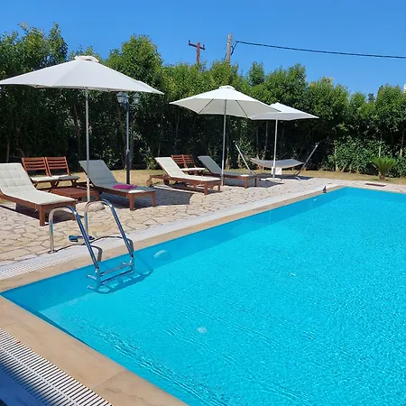 Cha Nanakas Village 4* Potamos (Corfu)