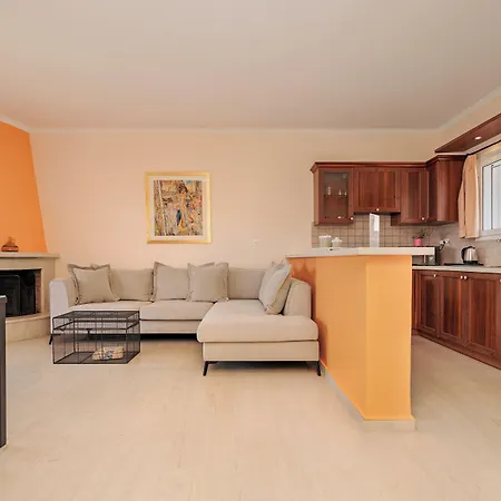 Cha Nanakas Village Hotel de apartamente 4*