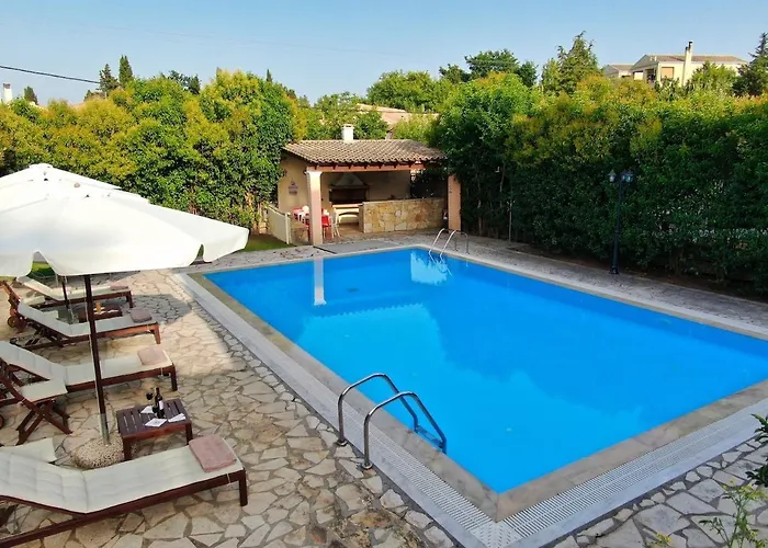 Апарт-отель Cha Nanakas Village Potamos (Corfu)