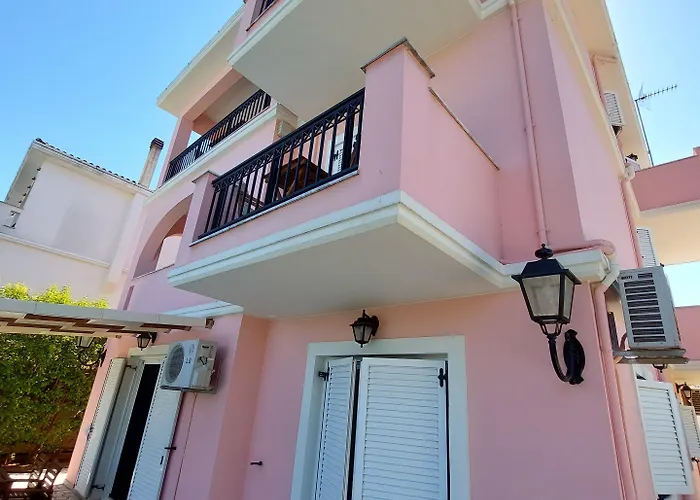 Апарт-отель Cha Nanakas Village Potamos (Corfu)