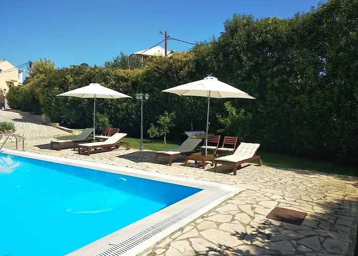 Cha Nanakas Village Апарт-отель Potamos (Corfu)