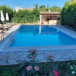 Cha Nanakas Village 4*