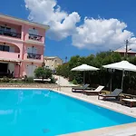 Aparthotel Cha Nanakas Village Potamos (Corfu)