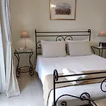 Aparthotel Cha Nanakas Village