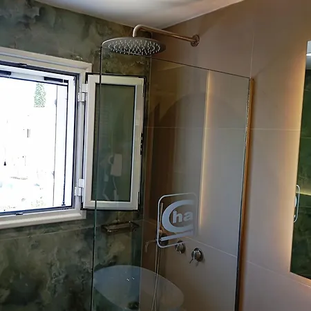 Aparthotel Cha Nanakas Village 3*